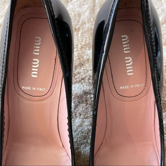 Miu Miu Black Patent Leather Pointy Toe Heels Size 37 1/2 - Picture 7 of 14